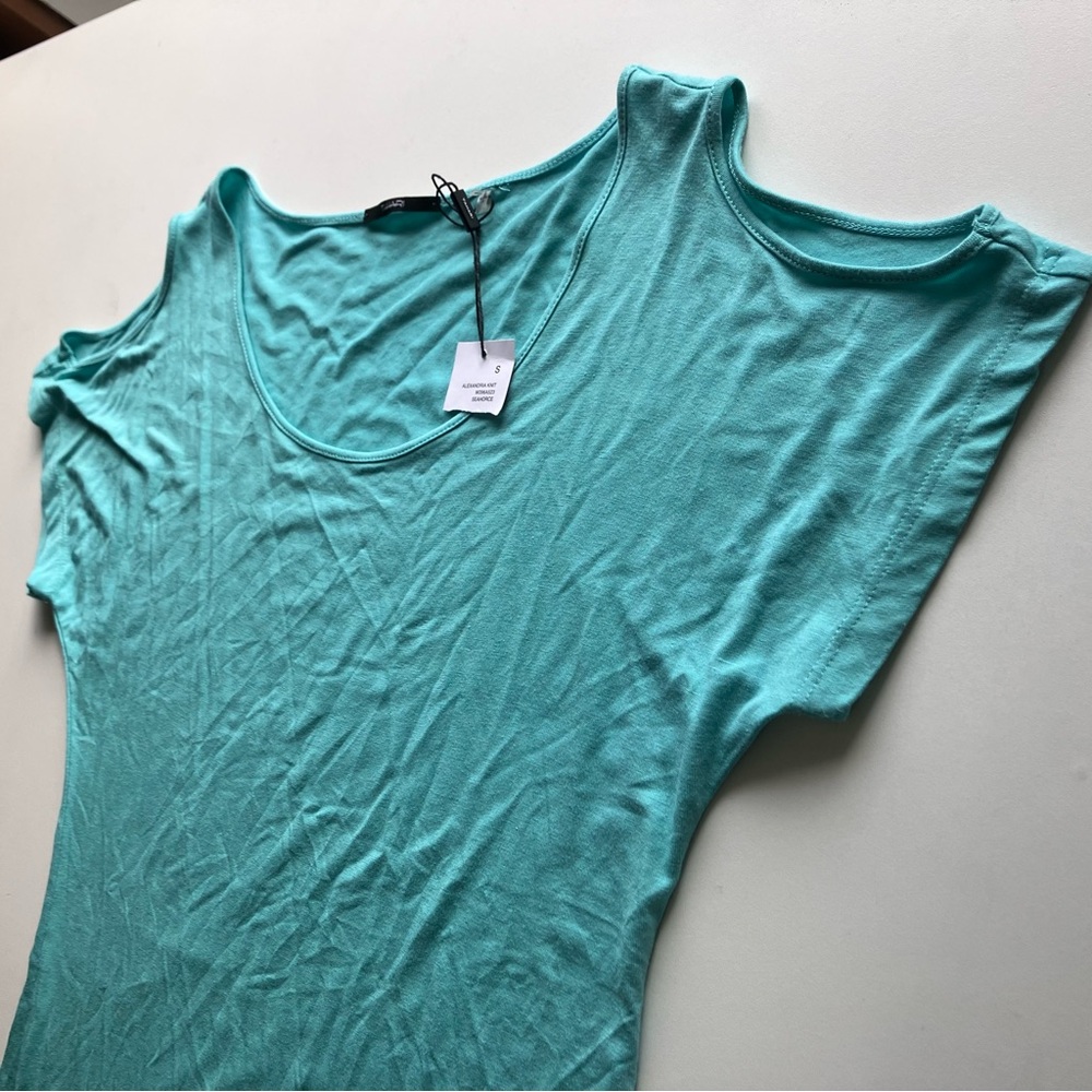 Tahari Alexandria Knit Turquoise Aqua Cutout Shoulder T Shirt Top Women Small